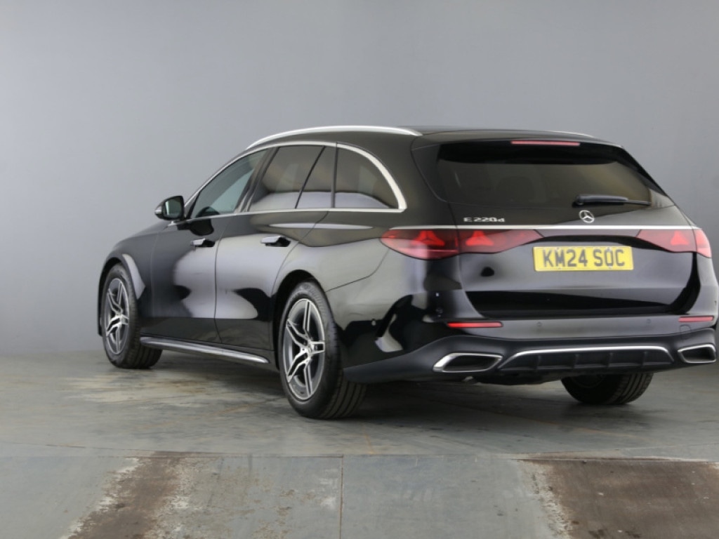 Used Mercedes-Benz E Class 2024 for sale - 76662335: Photo 2