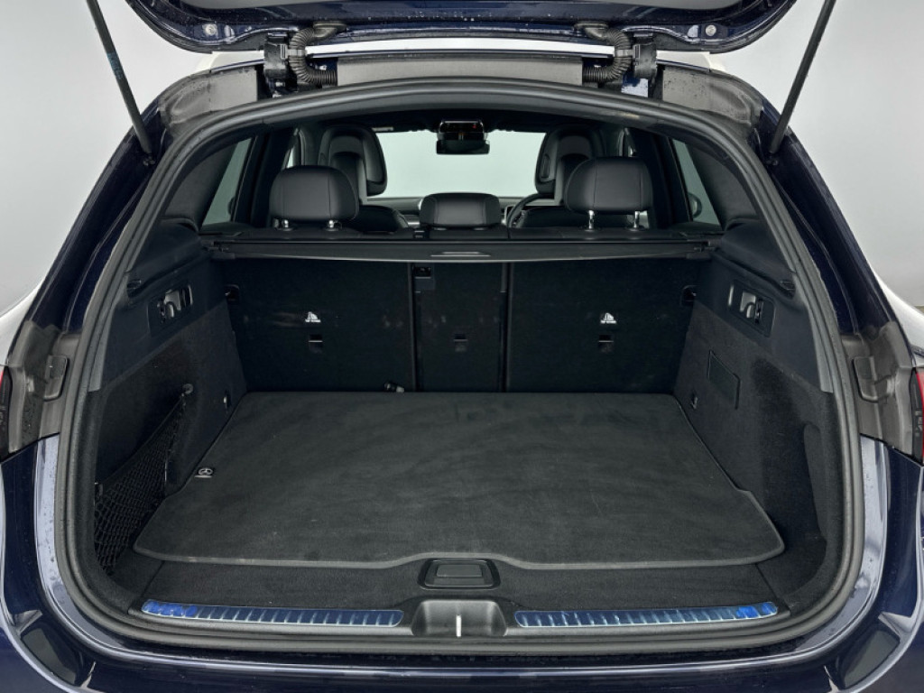 Used Mercedes-Benz GLC 2024 for sale - 76662360: Photo 7