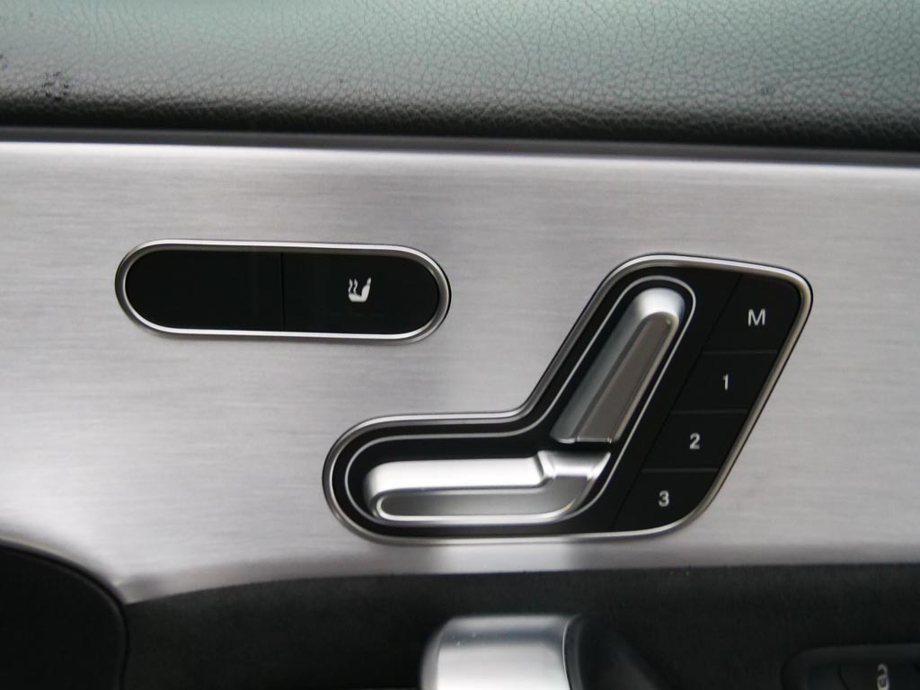 Used Mercedes-Benz A-Class 2019 for sale - 76327836: Photo 10