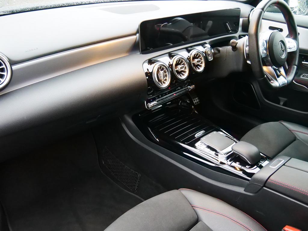 Used Mercedes-Benz A-Class 2019 for sale - 76327836: Photo 3