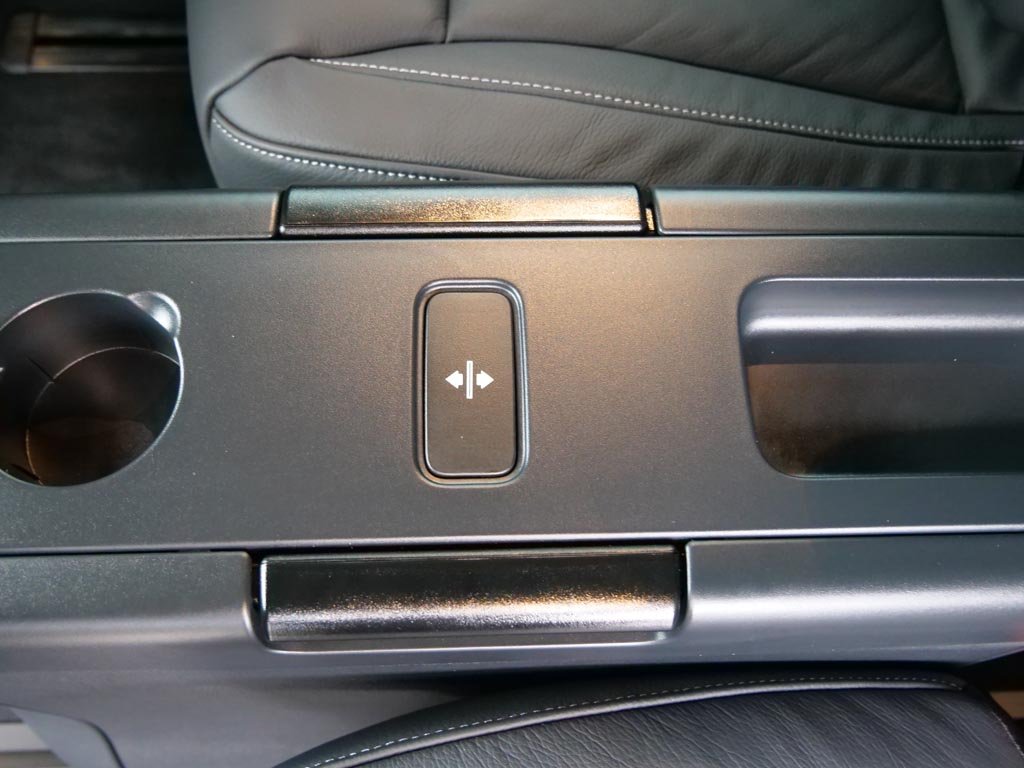 Used Mercedes-Benz V-Class 2025 for sale - 76848966: Photo 16