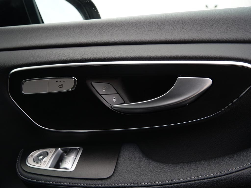 Used Mercedes-Benz V-Class 2025 for sale - 76848966: Photo 18