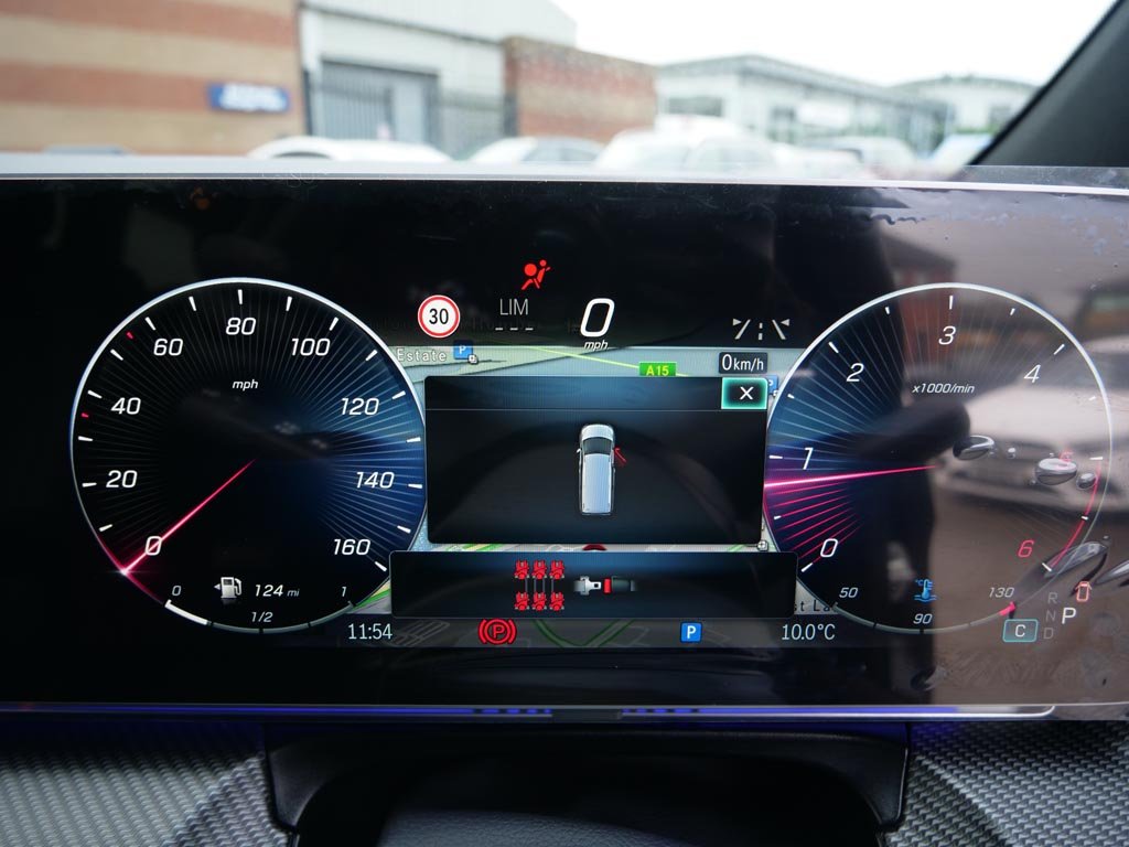 Used Mercedes-Benz V-Class 2025 for sale - 76848966: Photo 6