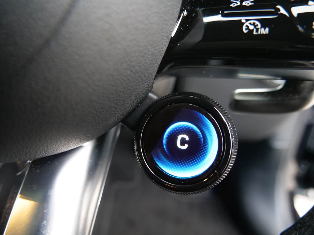 Used Mercedes-Benz GLC 2024 for sale - 77052390: Photo 23