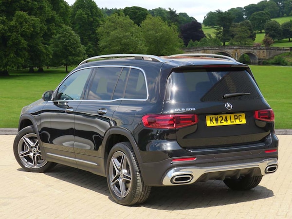 Used Mercedes-Benz GLB 2024 for sale - 76111610: Photo 2