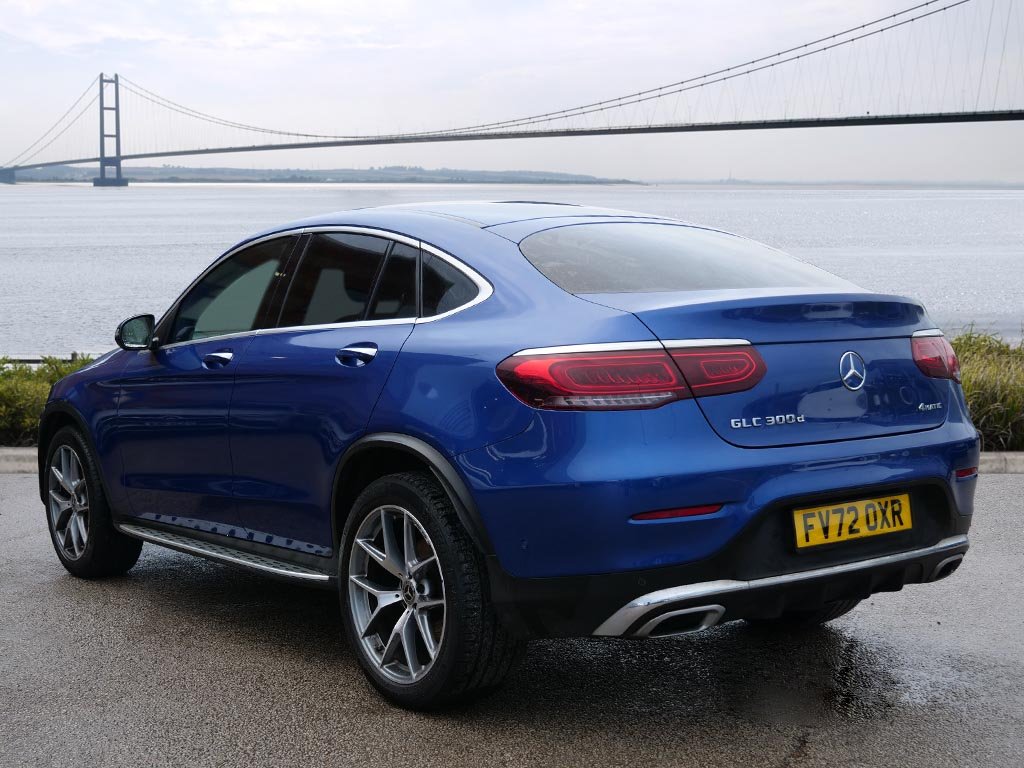 Used Mercedes-Benz GLC 2022 for sale - 76716737: Photo 2