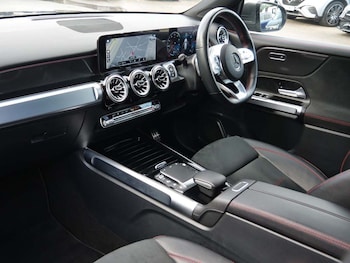 Used Mercedes-Benz GLB 2022 for sale - 76662328: Photo