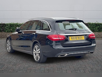 Used Mercedes-Benz C Class 2018 for sale - 79249924: Photo