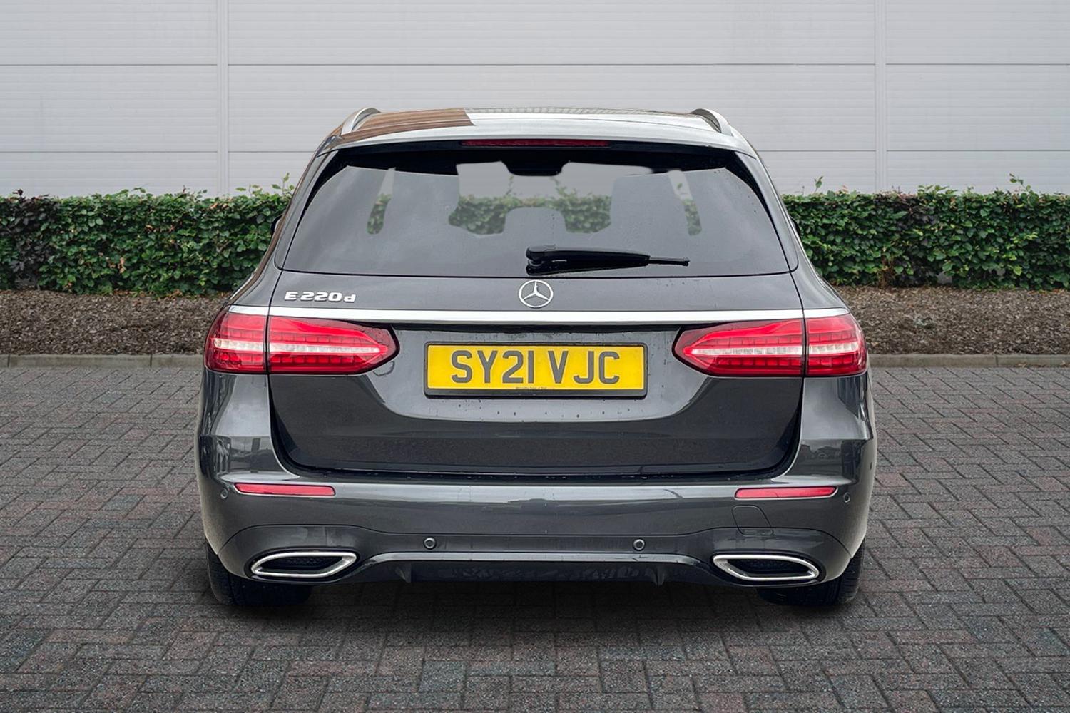 Used Mercedes-Benz E Class 2021 for sale - 77512211: Photo 4