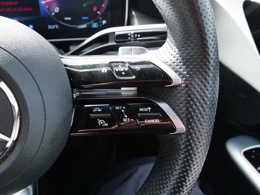 Used Mercedes-Benz GLC 2023 for sale - 76372338: Photo 13