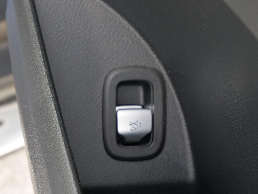 Used Mercedes-Benz GLC 2023 for sale - 76372338: Photo 26