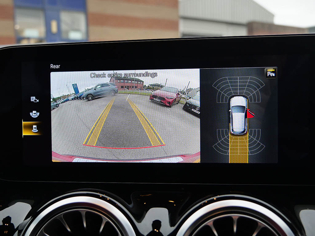 Used Mercedes-Benz GLA 2021 for sale - 76285457: Photo 31