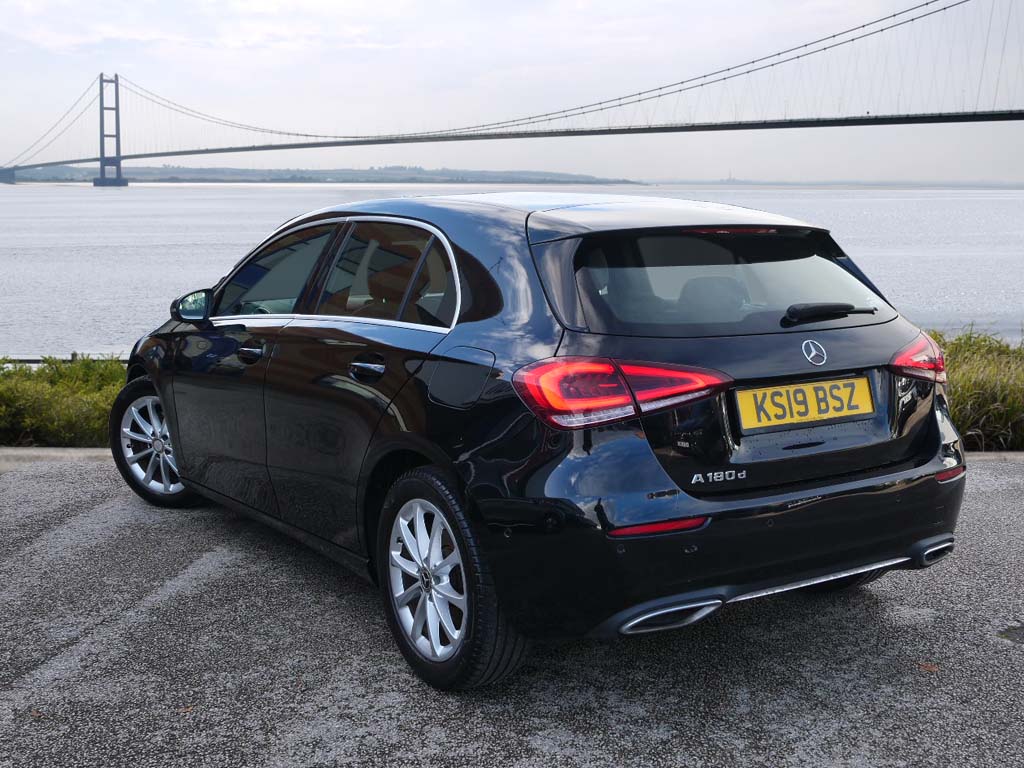 Used Mercedes-Benz A-Class 2019 for sale - 76434240: Photo 2