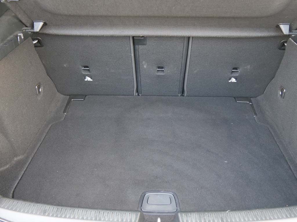 Used Mercedes-Benz A-Class 2019 for sale - 76434240: Photo 9