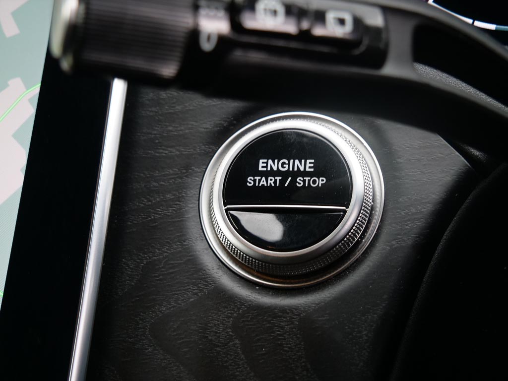 Used Mercedes-Benz E-Class 2025 for sale - 76110940: Photo 31