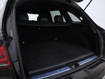 Used Mercedes-Benz GLC 2022 for sale - 75901615: Photo