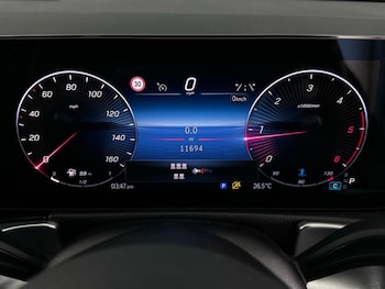 Used Mercedes-Benz GLB 2024 for sale - 76327805: Photo