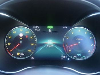Used Mercedes-Benz C Class 2020 for sale - 76296956: Photo