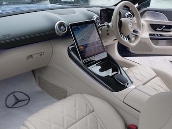 Used Mercedes-Benz SL 2024 for sale - 75721580: Photo