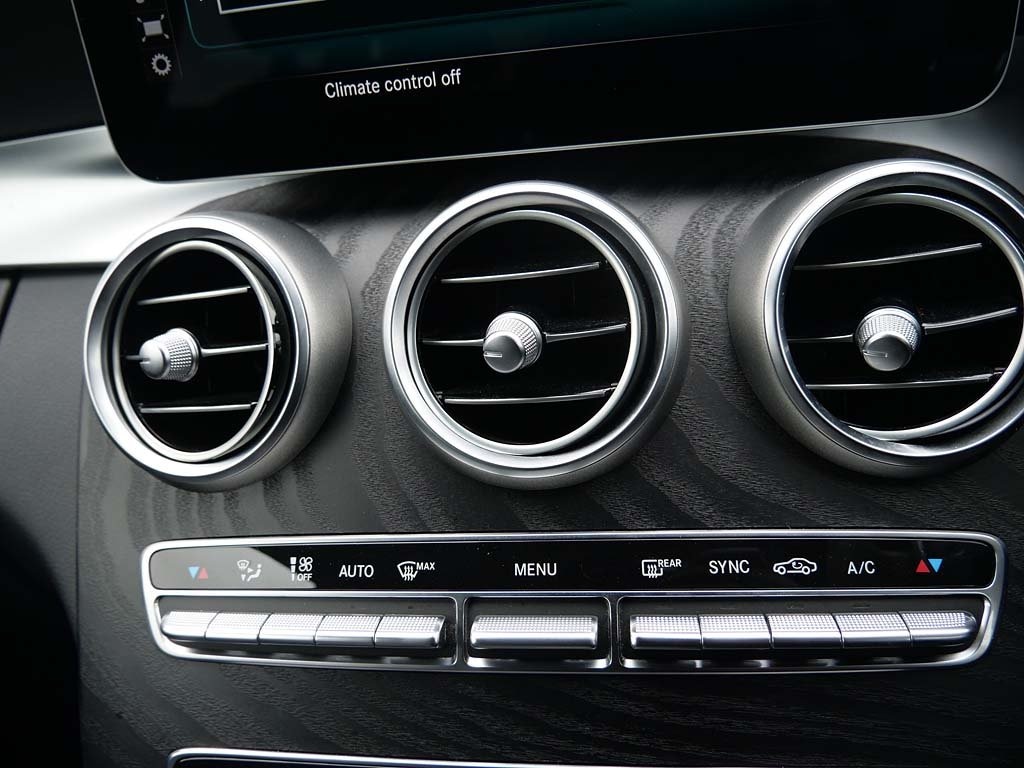 Used Mercedes-Benz C Class 2020 for sale - 77052410: Photo 30