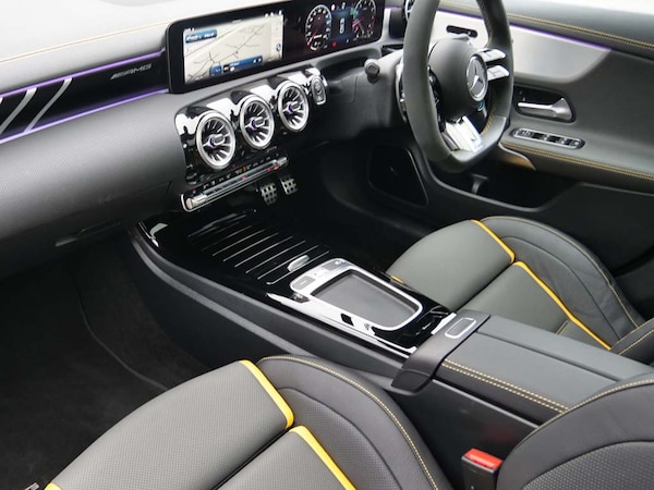 Used Mercedes-Benz CLA 2024 for sale - 76111211: Photo 3