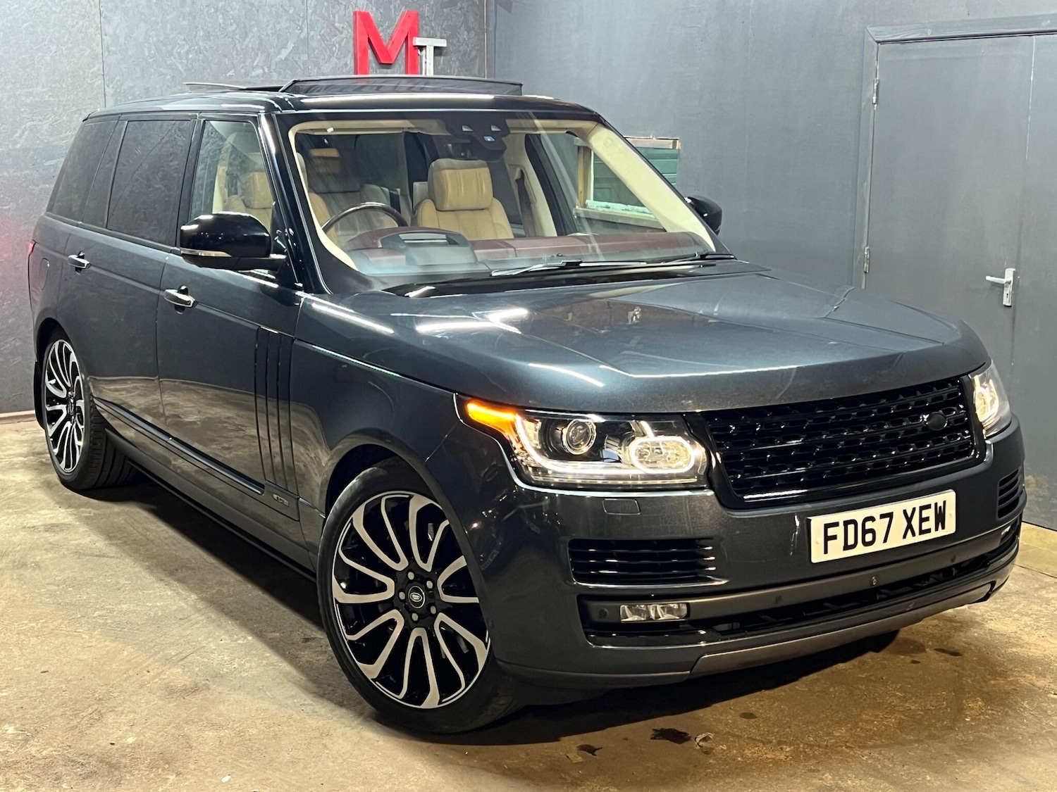 Used Land Rover Range Rover 2017 for sale - 76152576: Photo 1