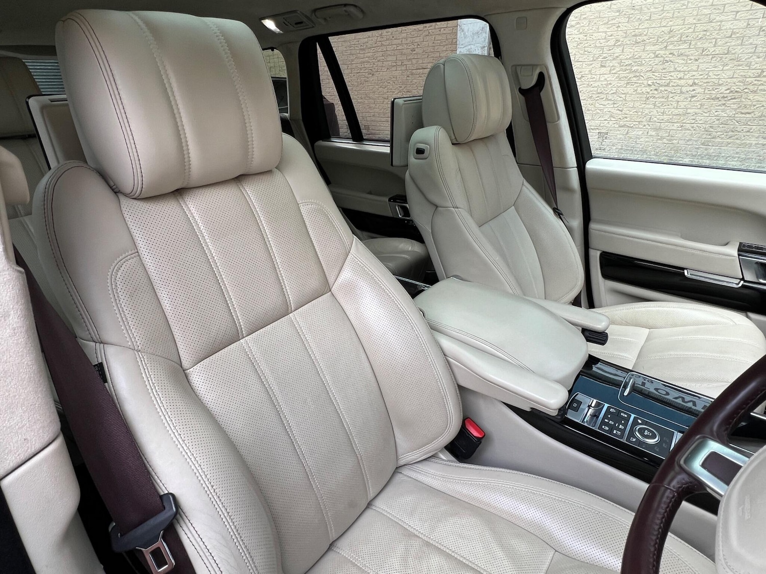 Used Land Rover Range Rover 2017 for sale - 76152576: Photo 25