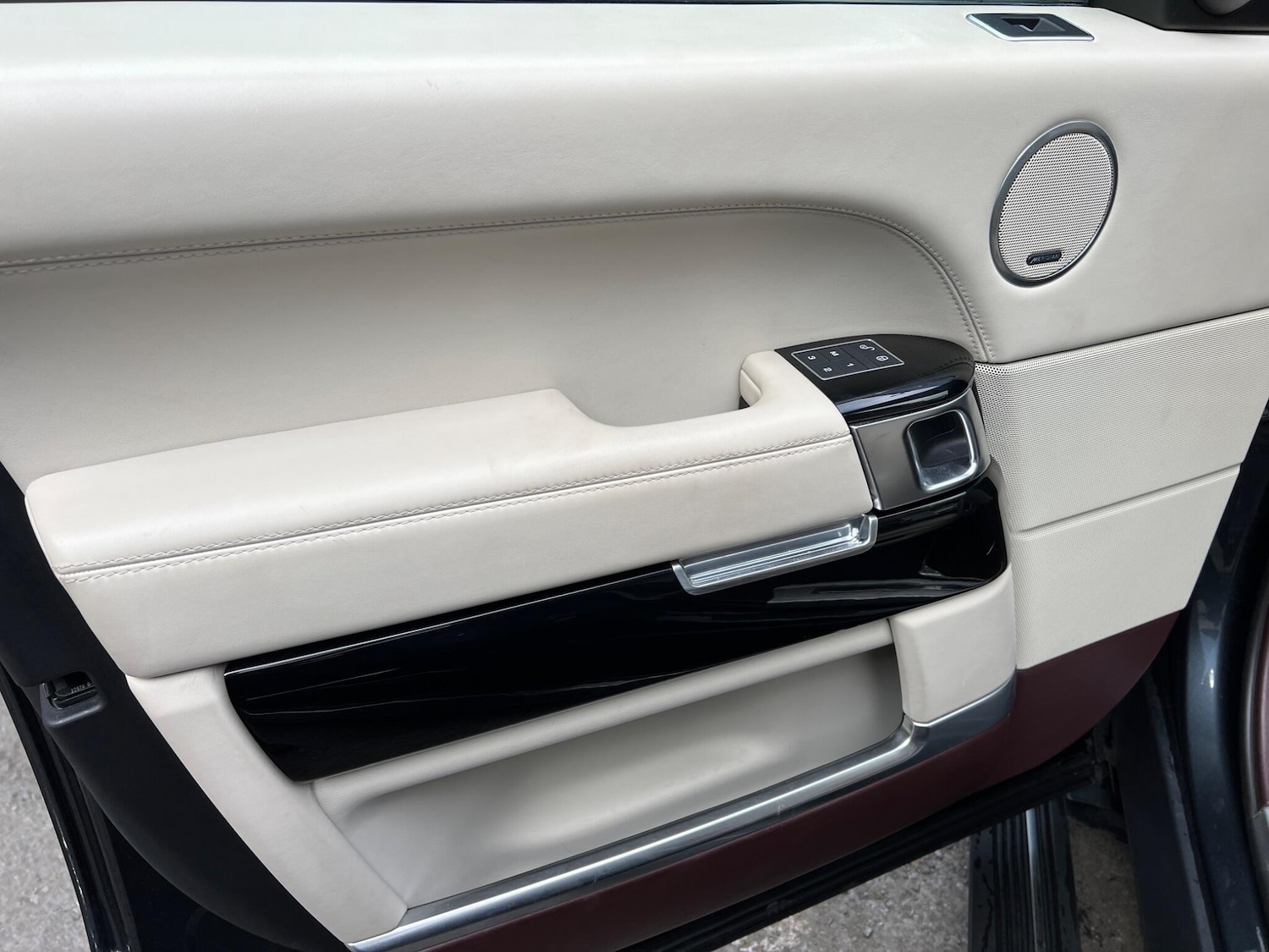 Used Land Rover Range Rover 2017 for sale - 76152576: Photo 54