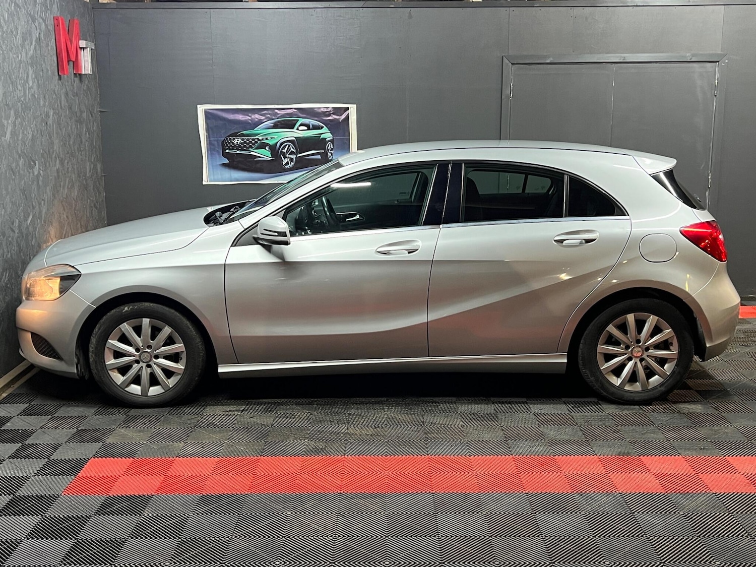 Used Mercedes-Benz A-Class 2014 for sale - 76913924: Photo 6