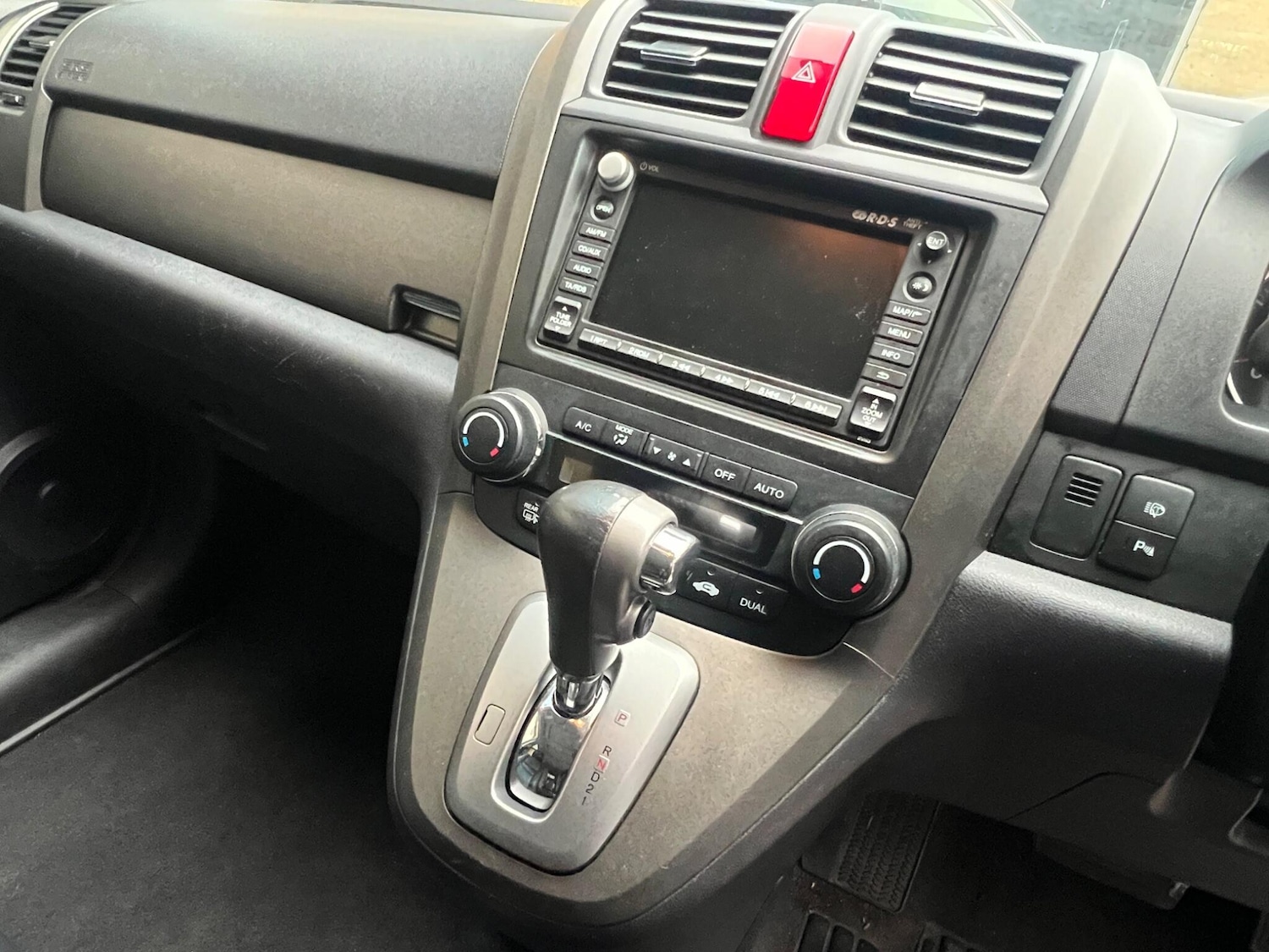 Used Honda CR-V 2010 for sale - 77305452: Photo 12