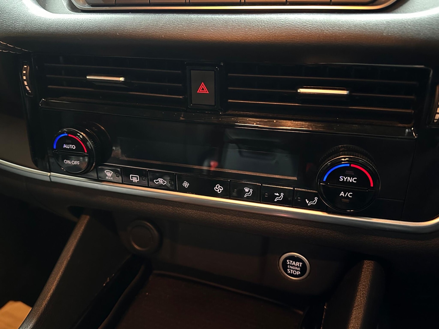 Used Nissan Qashqai 2021 for sale - 76549492: Photo 25