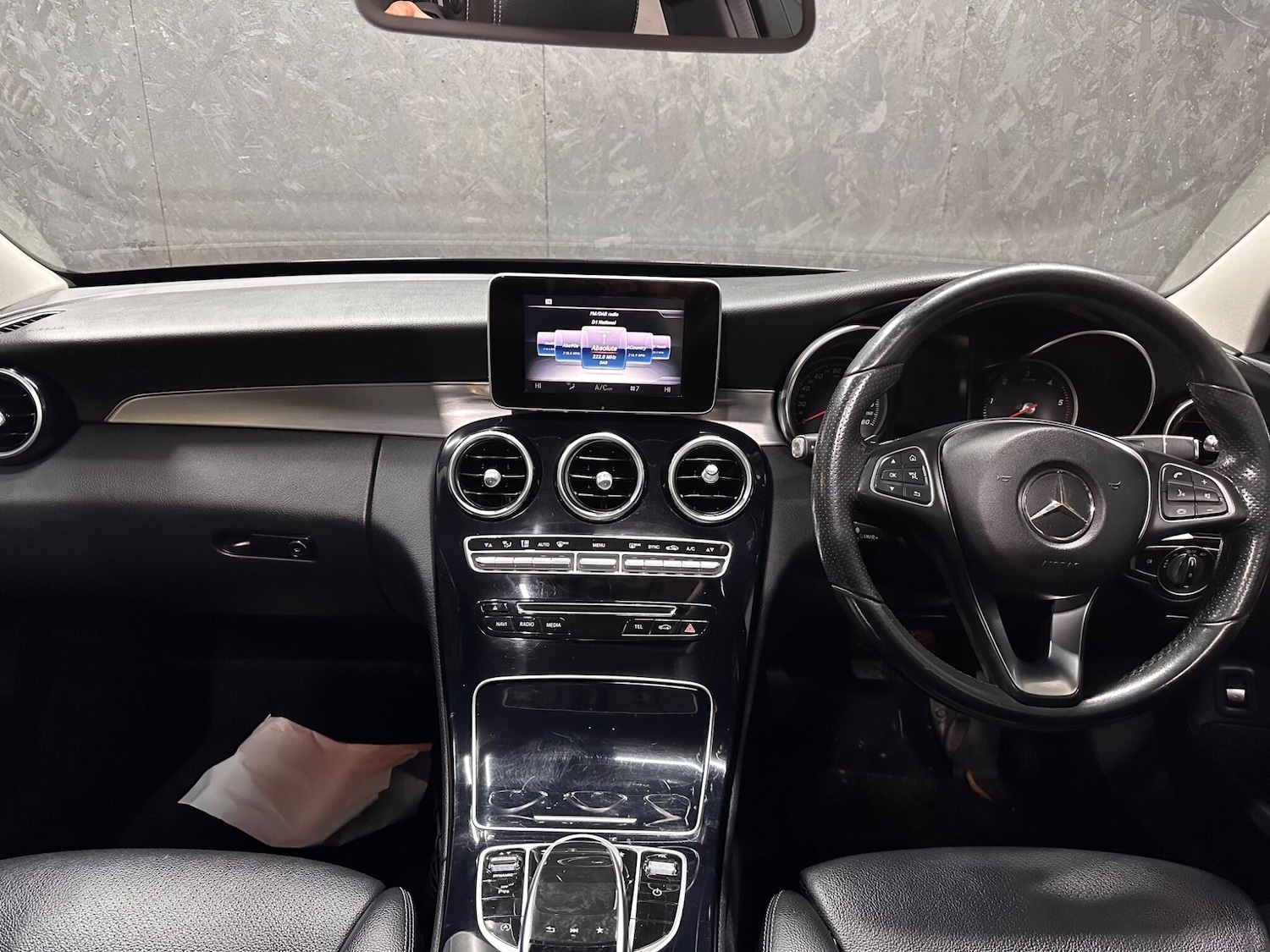 Used Mercedes-Benz C Class 2017 for sale - 76886325: Photo 14