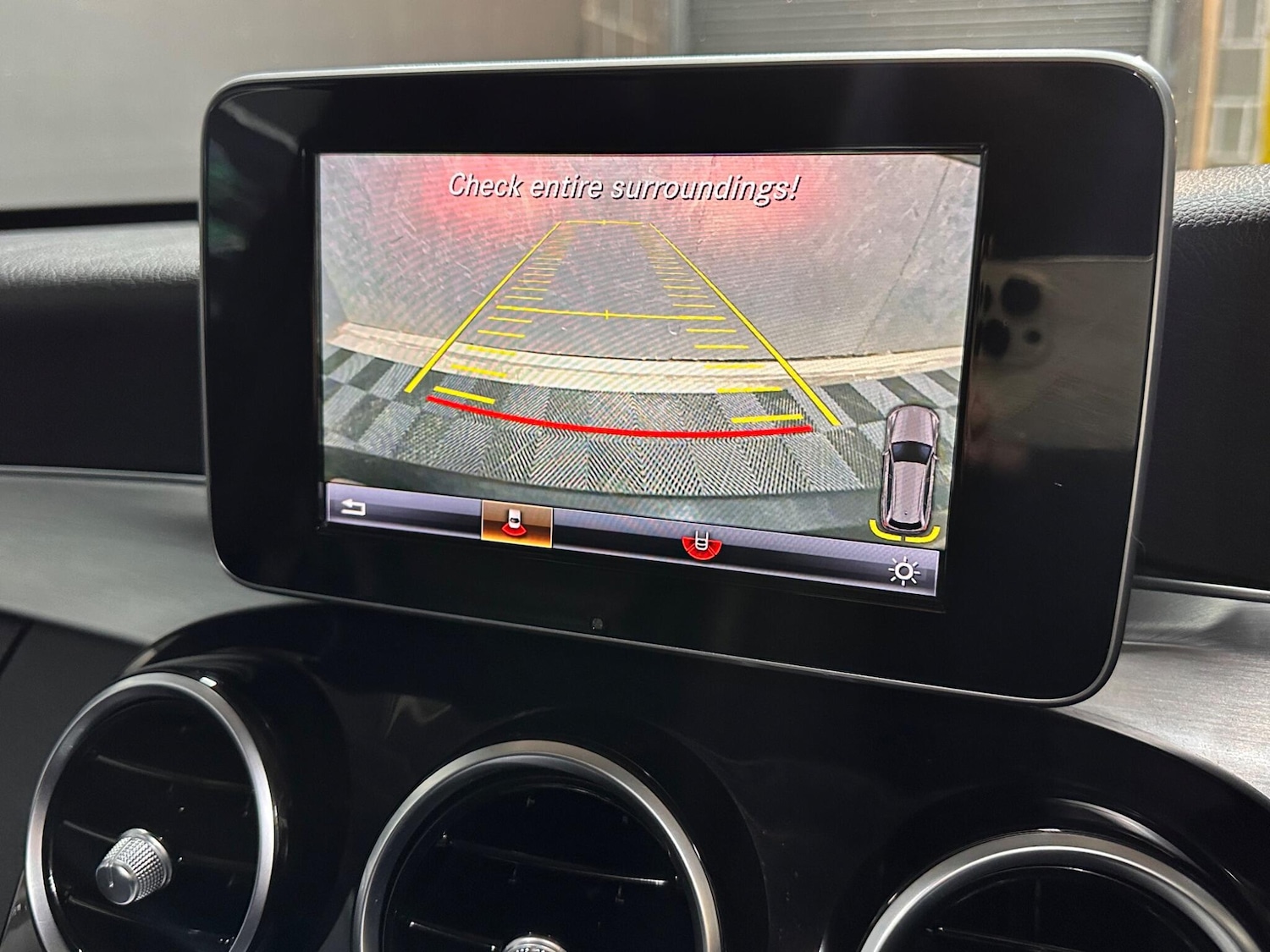 Used Mercedes-Benz C Class 2017 for sale - 76886325: Photo 27