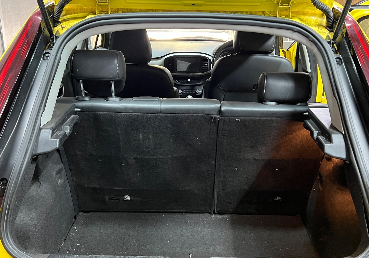 Vehicle 28