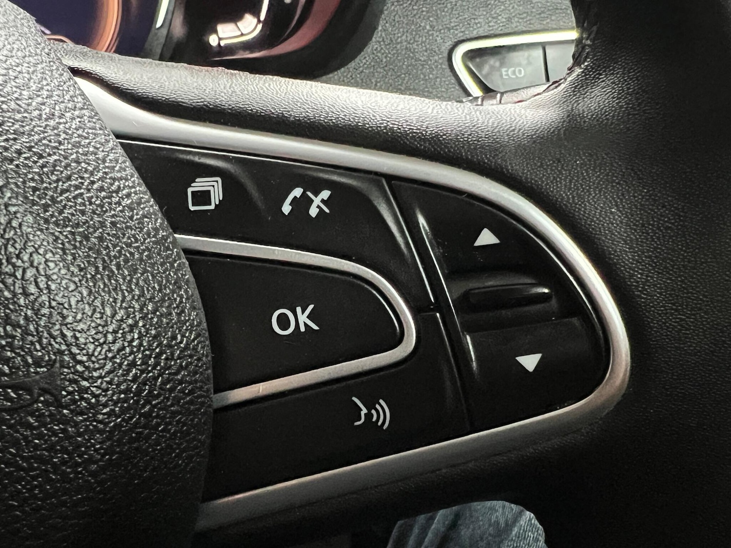 Used Renault Kadjar for sale - 77852780: Photo 32