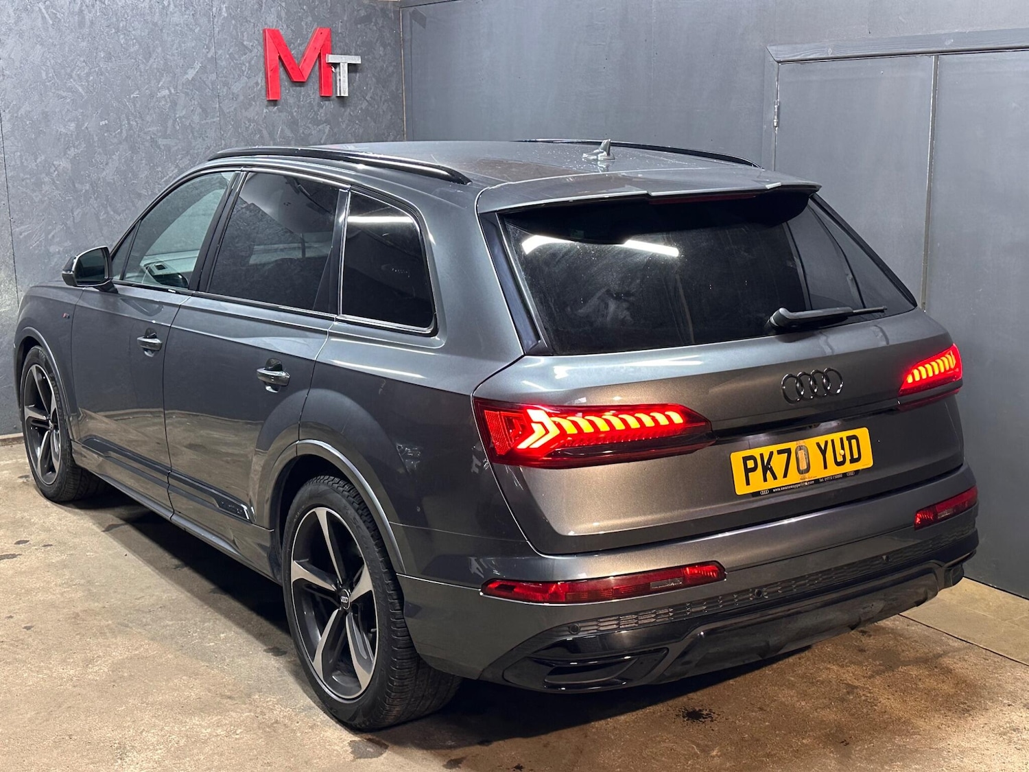 Used Audi Q7 2020 for sale - 76714863: Photo 10