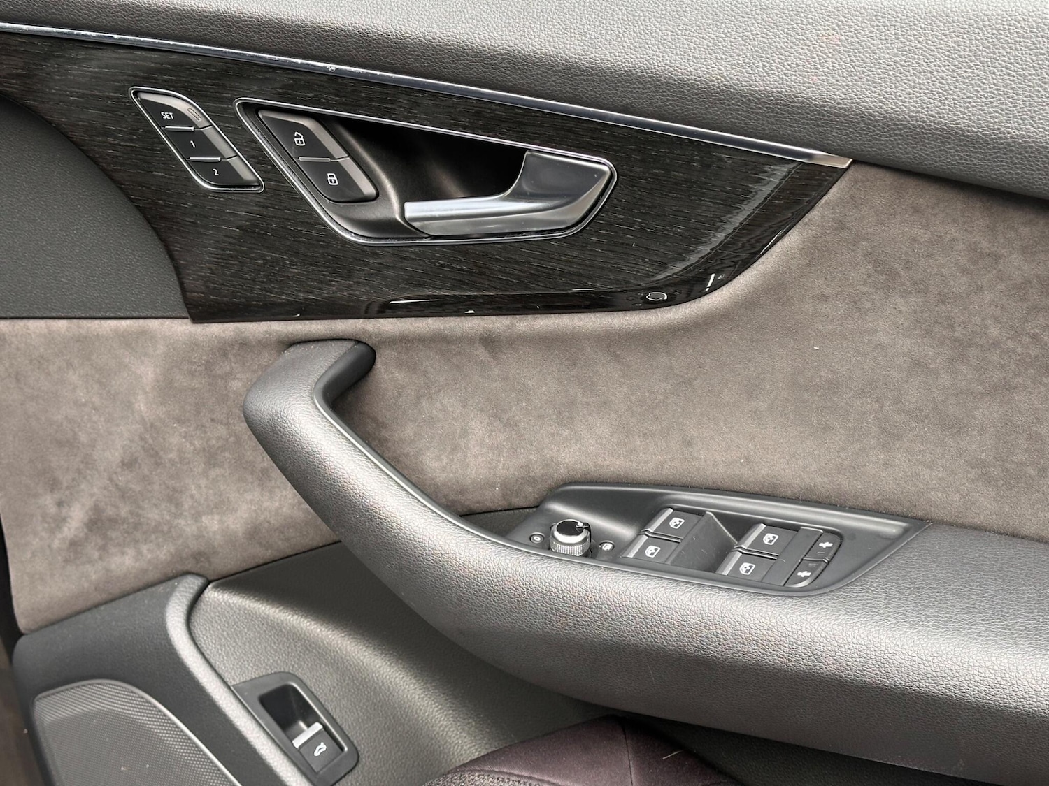 Used Audi Q7 2020 for sale - 76714863: Photo 29