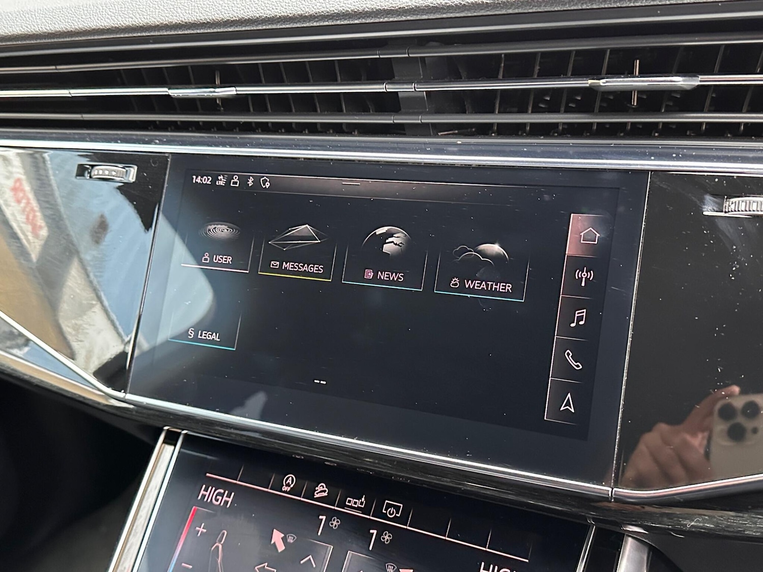 Used Audi Q7 2020 for sale - 76714863: Photo 32