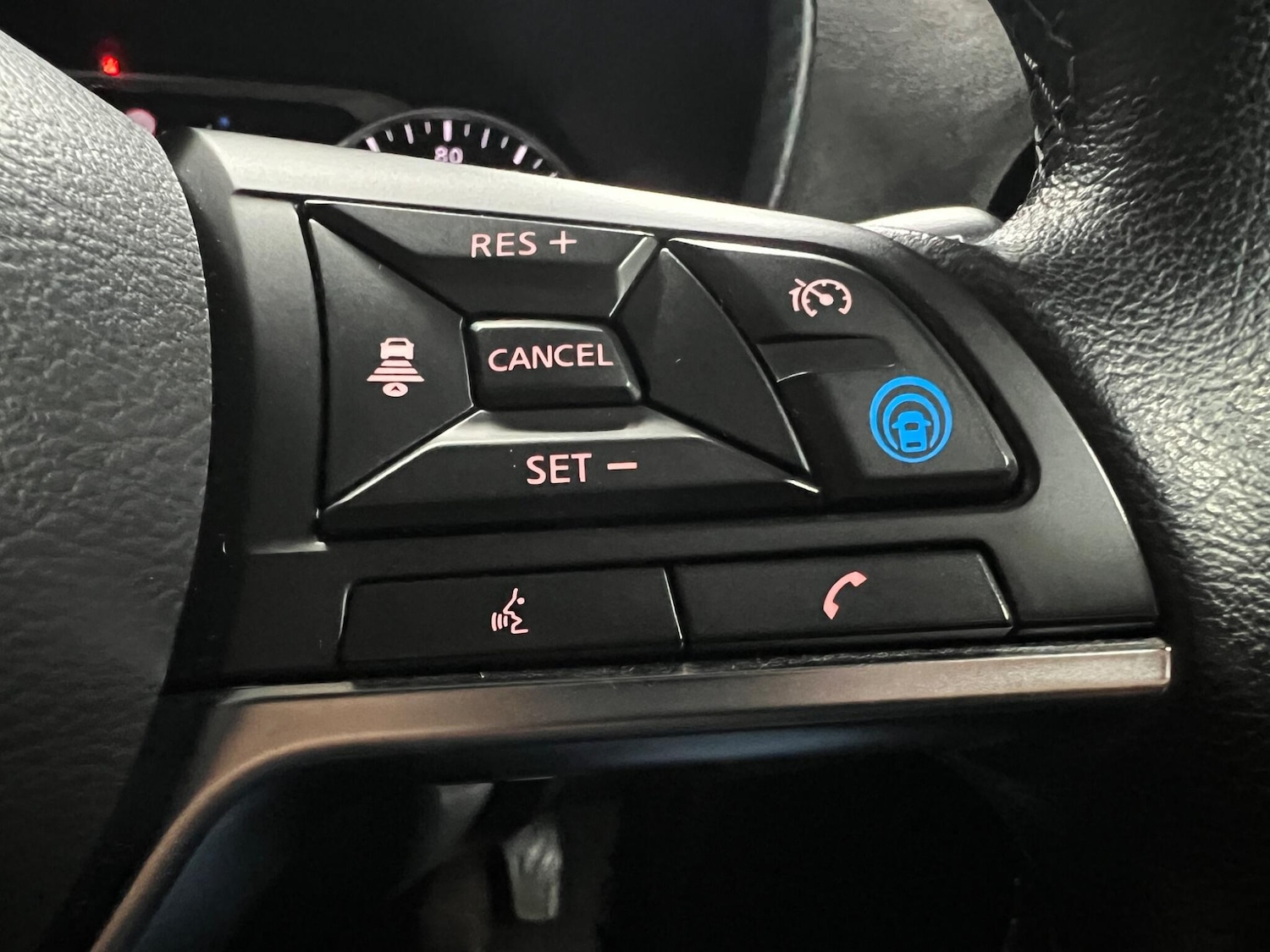 Used Nissan Juke 2022 for sale - 77386625: Photo 25