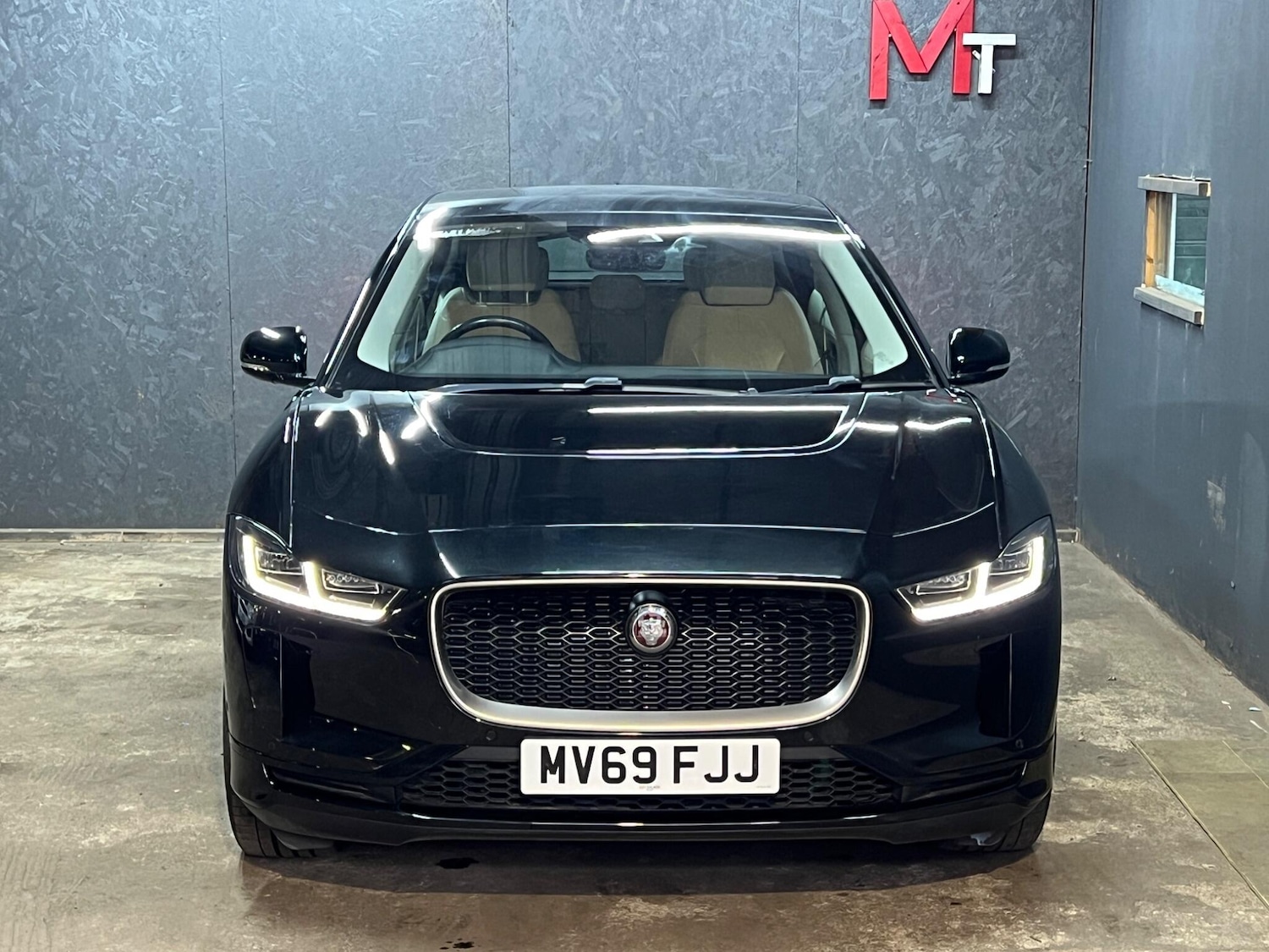 Used Jaguar I-Pace 2019 for sale - 76012252: Photo 2