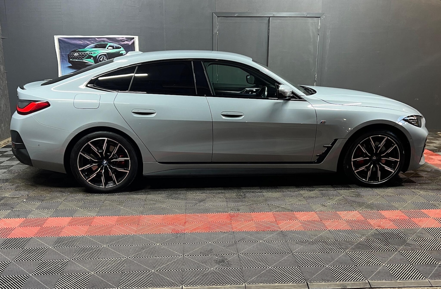 Used BMW i4 2023 for sale - 77645746: Photo 17