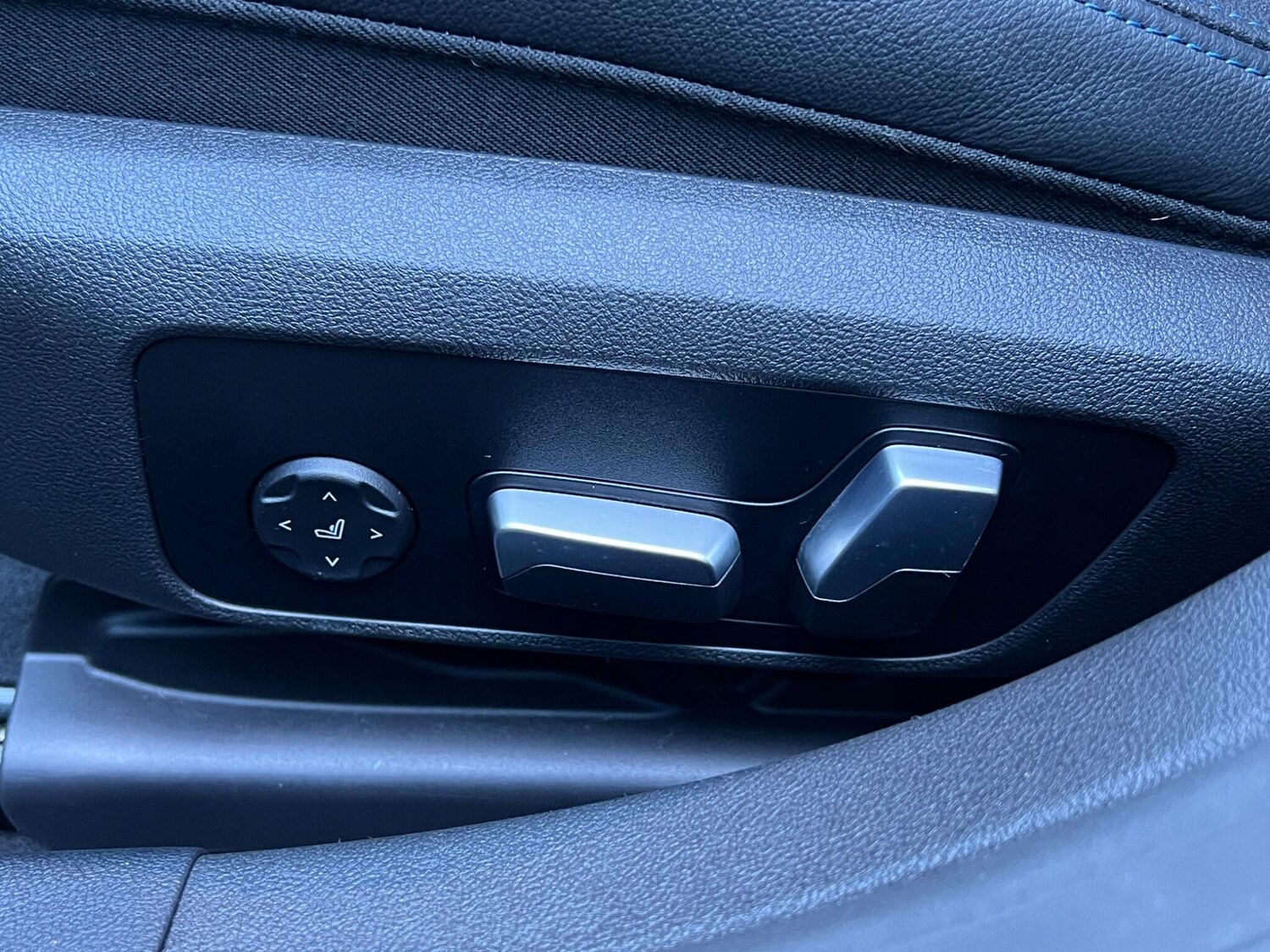 Used BMW i4 2023 for sale - 77645746: Photo 26