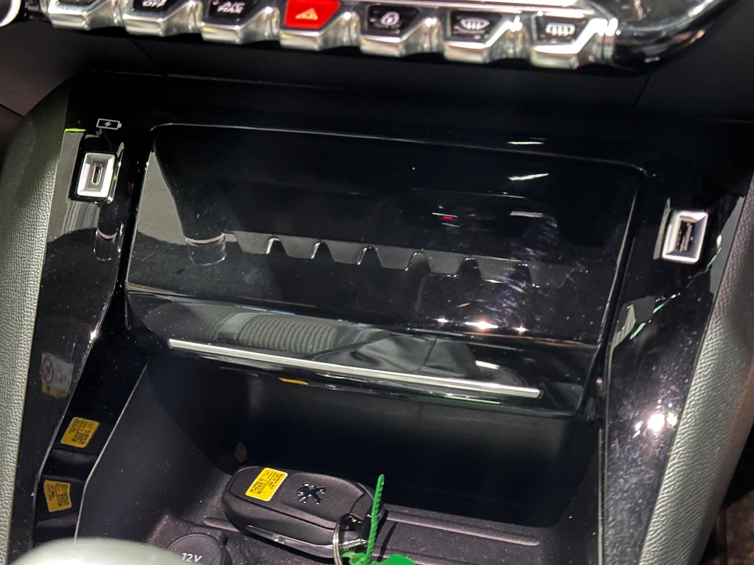 Used Peugeot 2008 2022 for sale - 77892951: Photo 34