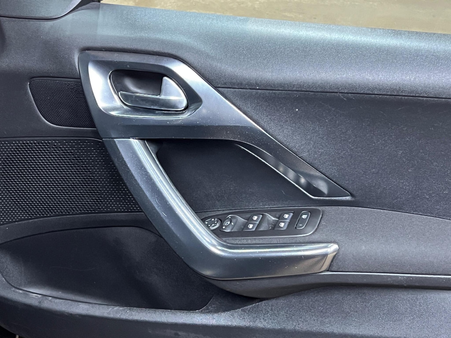 Used Peugeot 2008 2018 for sale - 76801207: Photo 24