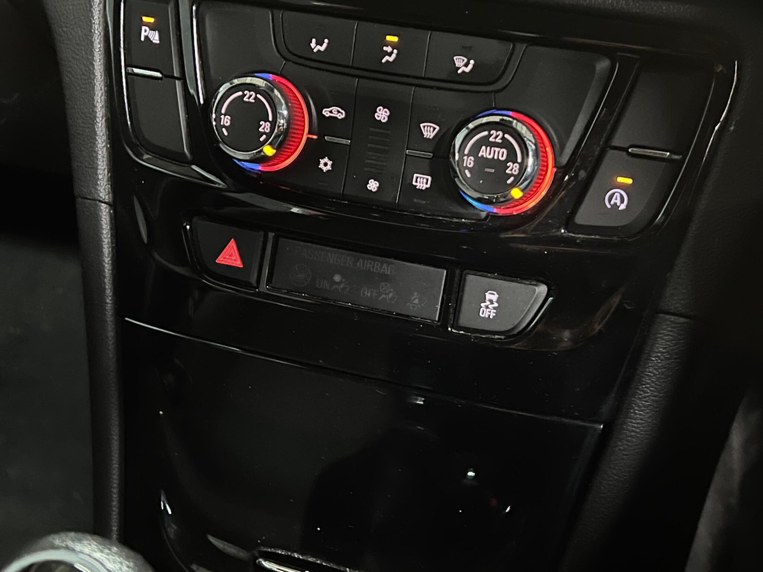 Used Vauxhall Mokka X 2018 for sale - 77060183: Photo 15