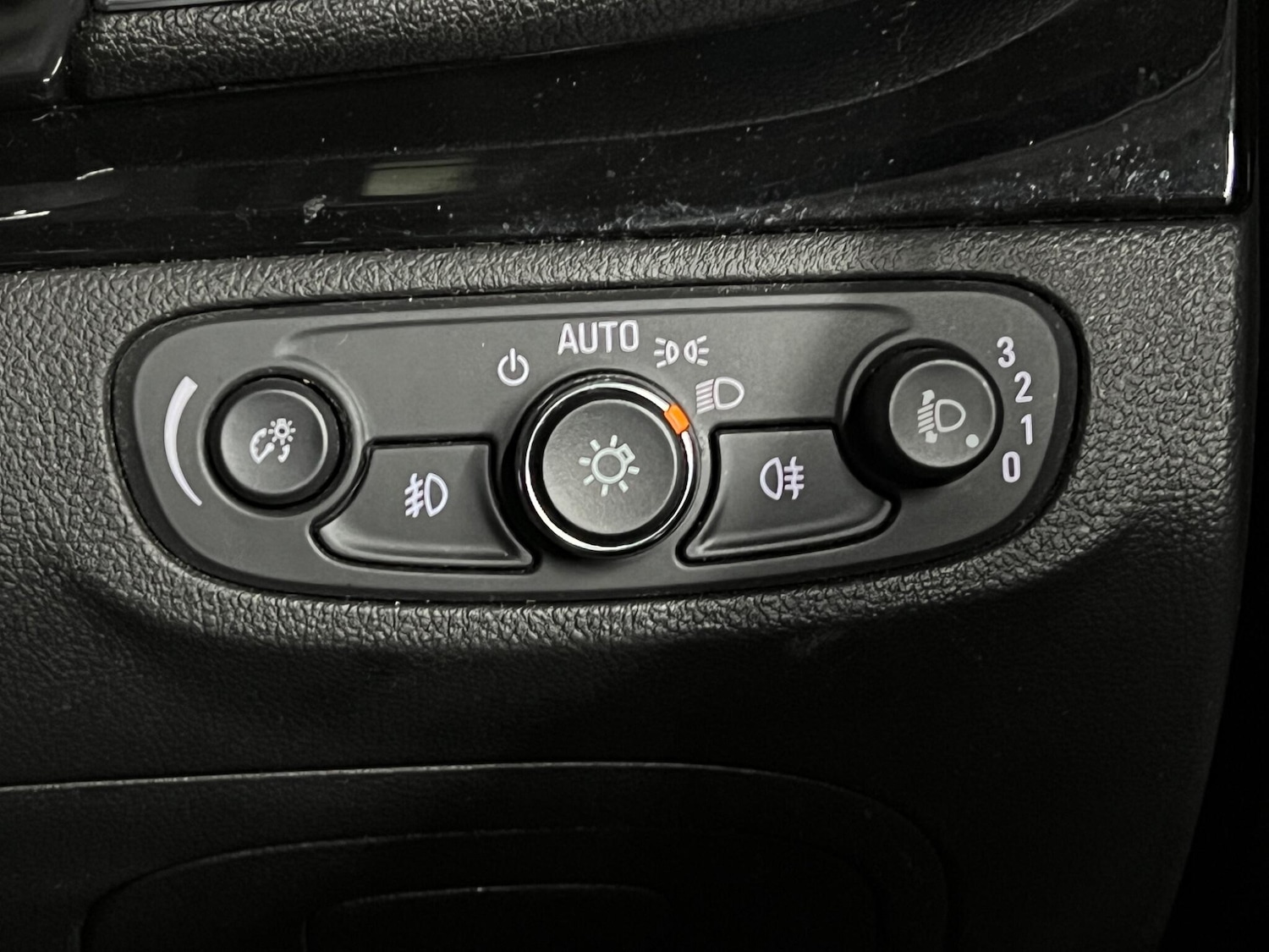 Used Vauxhall Mokka X 2018 for sale - 77060183: Photo 16