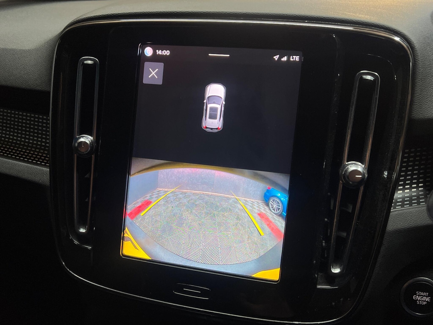 Used Volvo XC40 for sale - 78116379: Photo 37