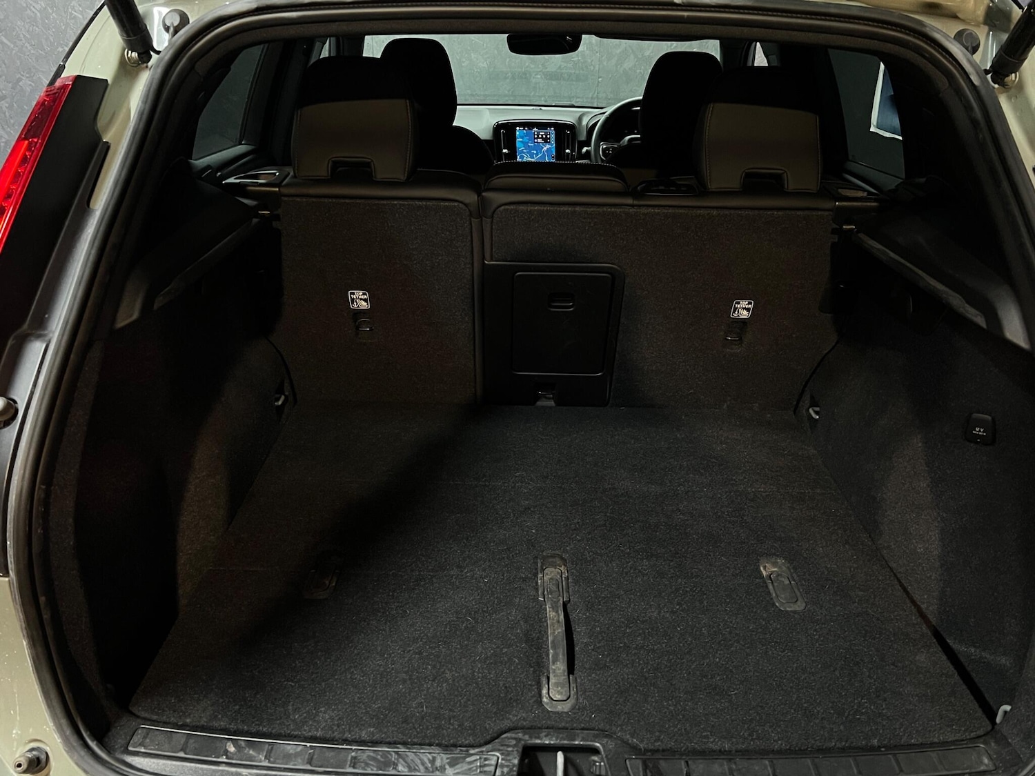 Used Volvo XC40 for sale - 78116379: Photo 38