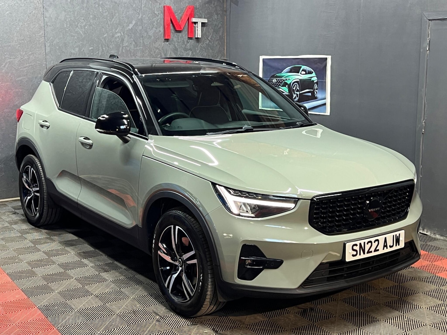 Used Volvo XC40 for sale - 78116379: Photo 8