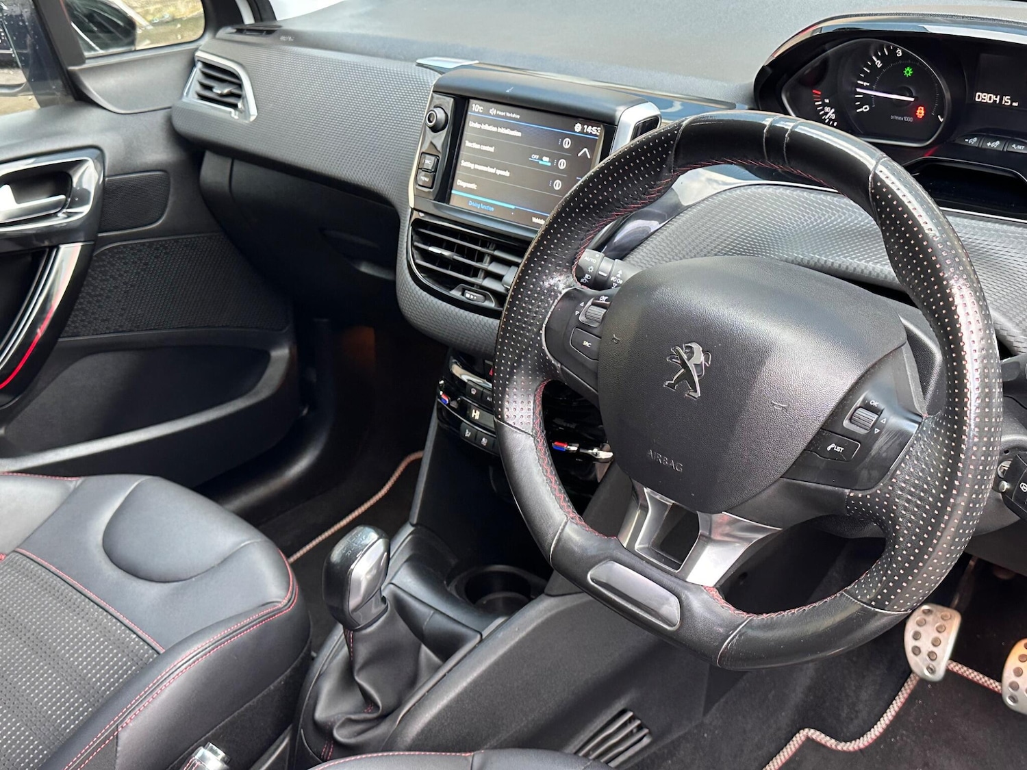 Used Peugeot 208 2018 for sale - 76521647: Photo 11